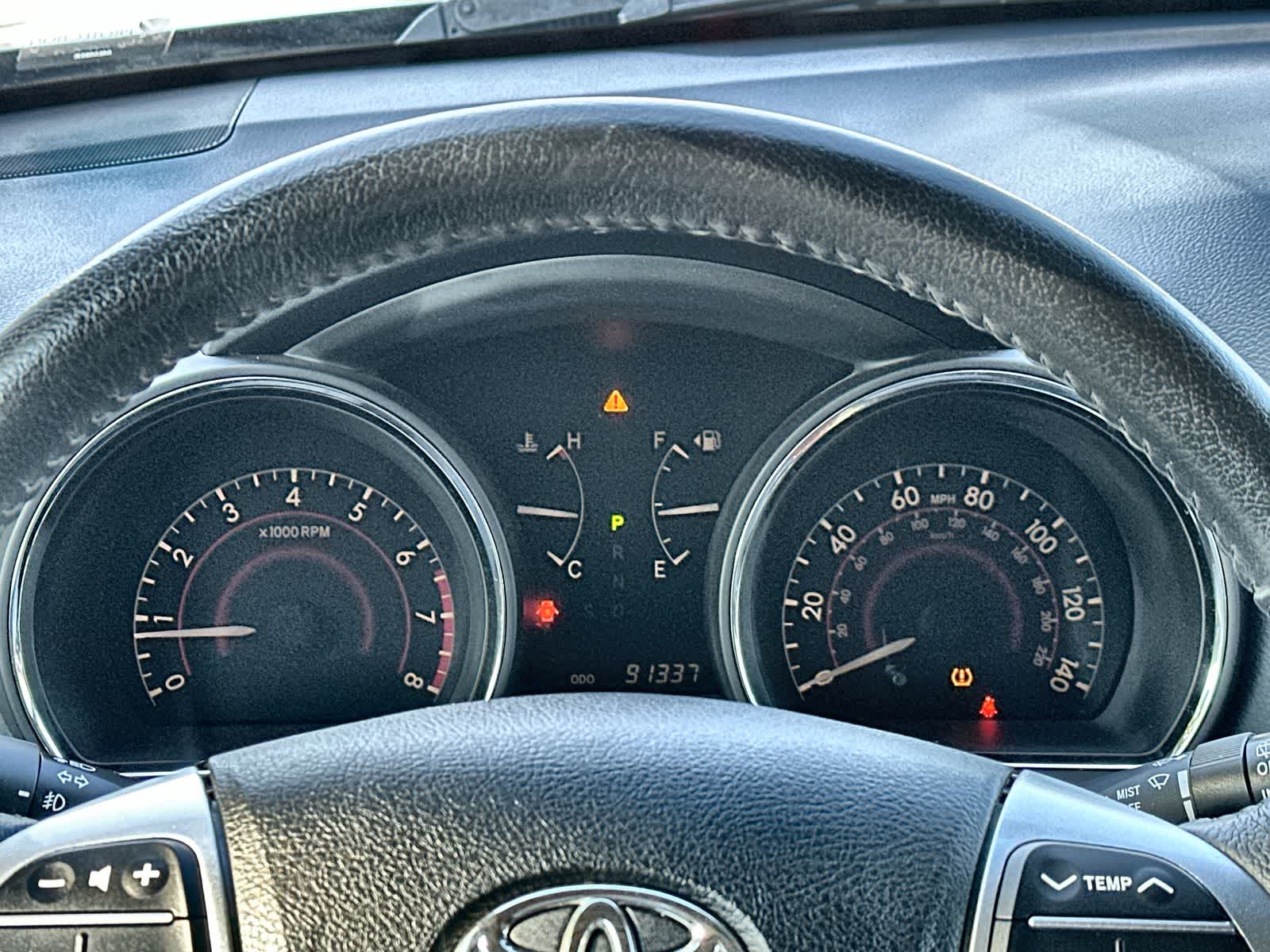 Thumbnail: 2013 Toyota Highlander - 24