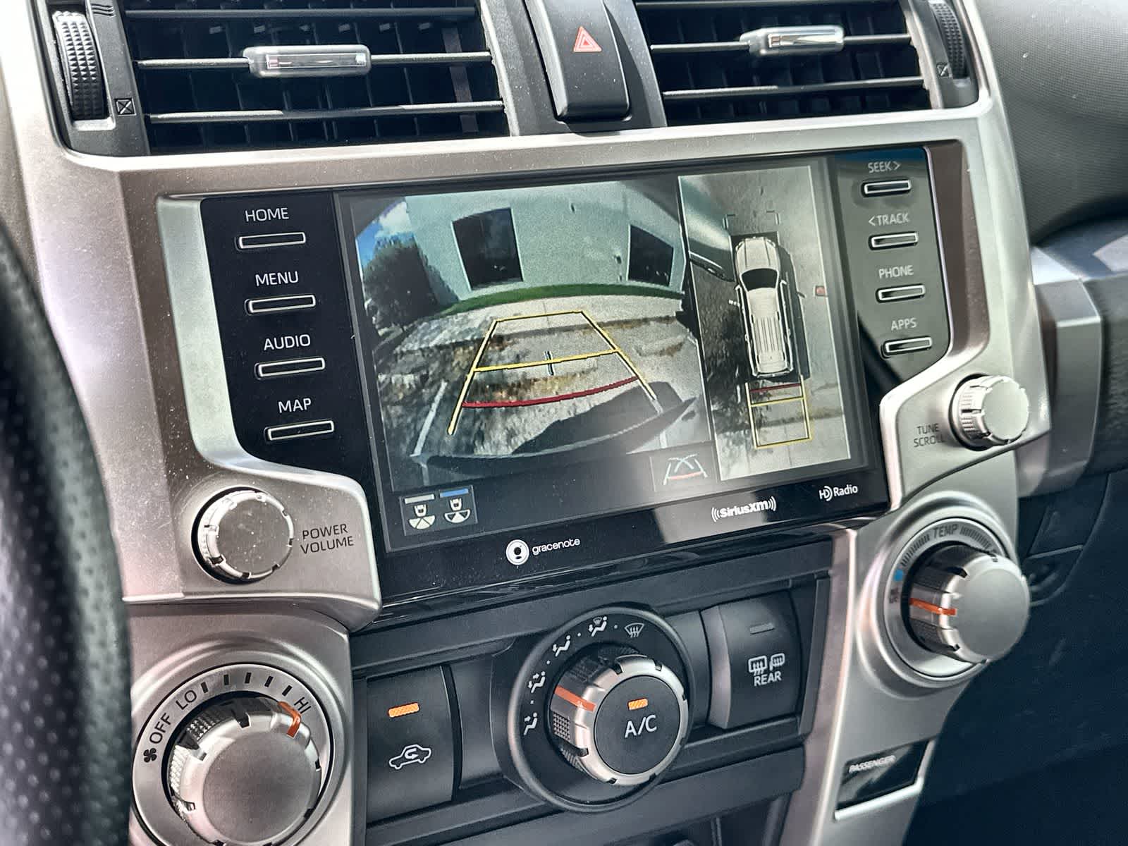 Thumbnail: 2022 Toyota 4Runner - 26