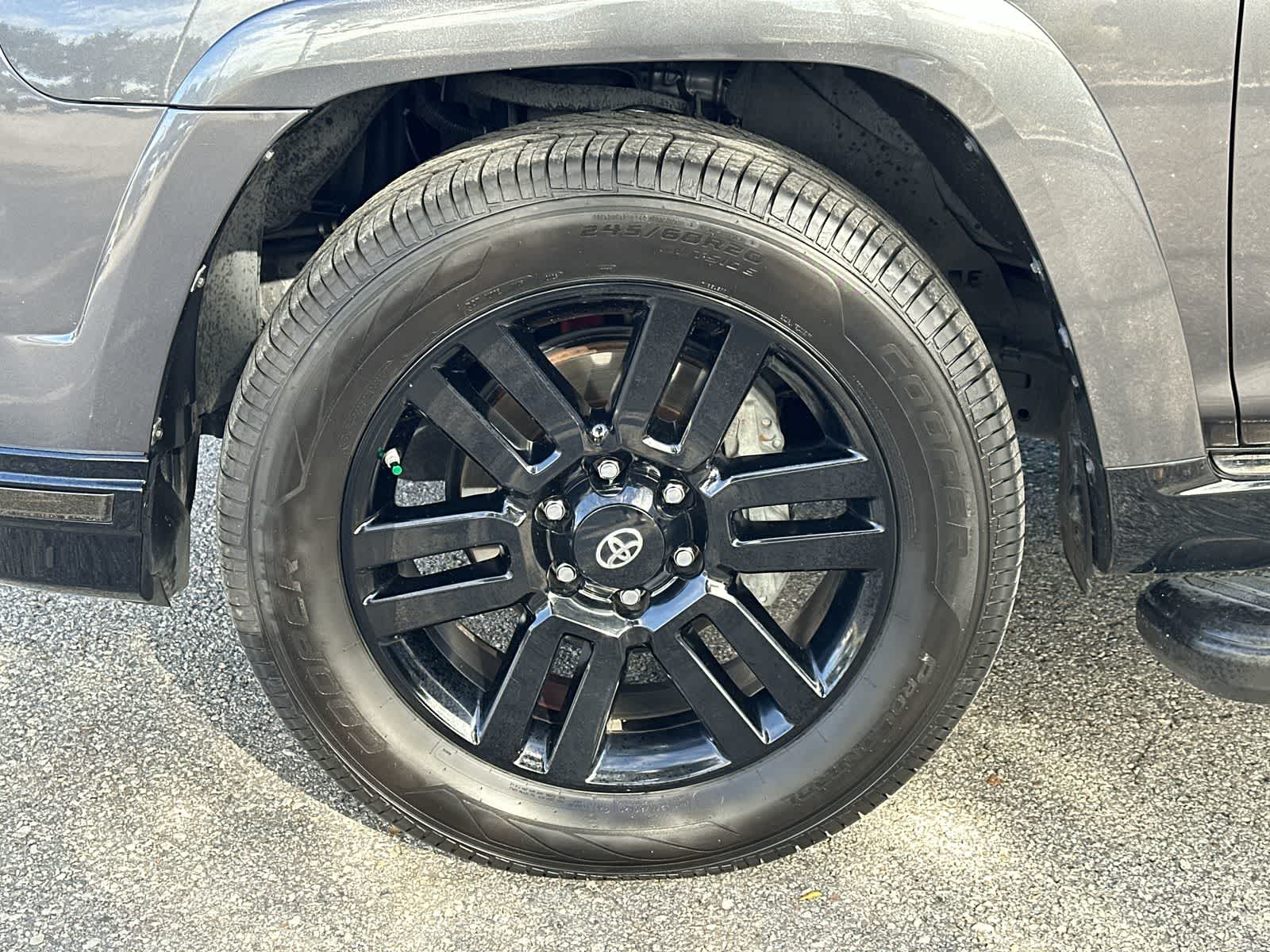 Thumbnail: 2019 Toyota 4Runner - 8