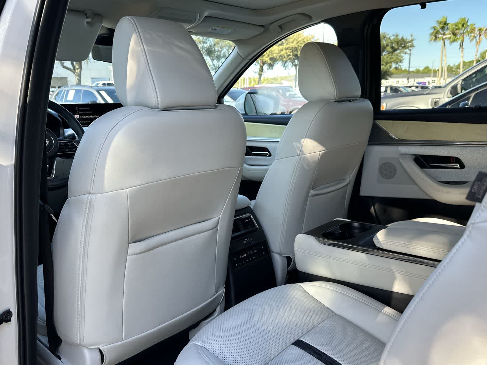 Thumbnail: 2025 Mazda CX-90 - 12