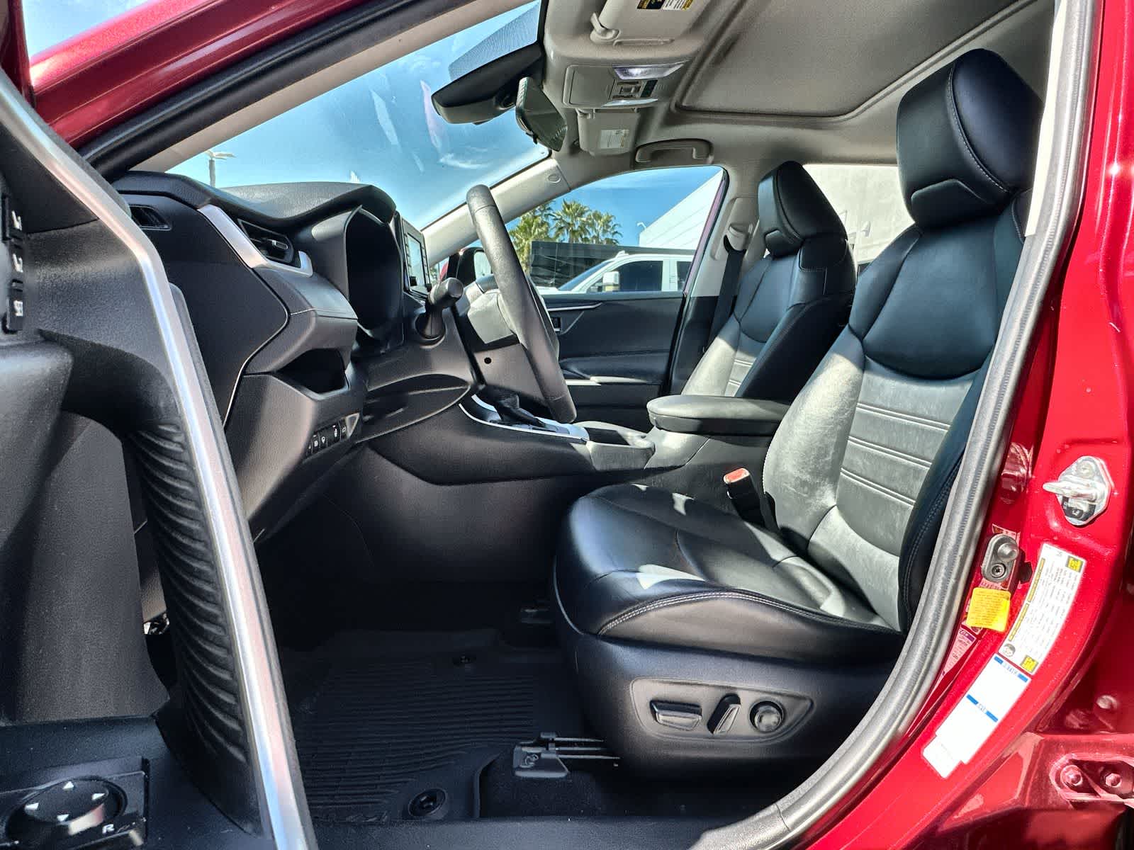 Thumbnail: 2021 Toyota RAV4 - 2