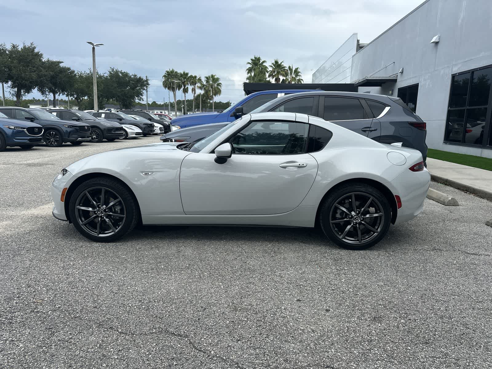 Thumbnail: 2018 Mazda MX-5 Miata - 3