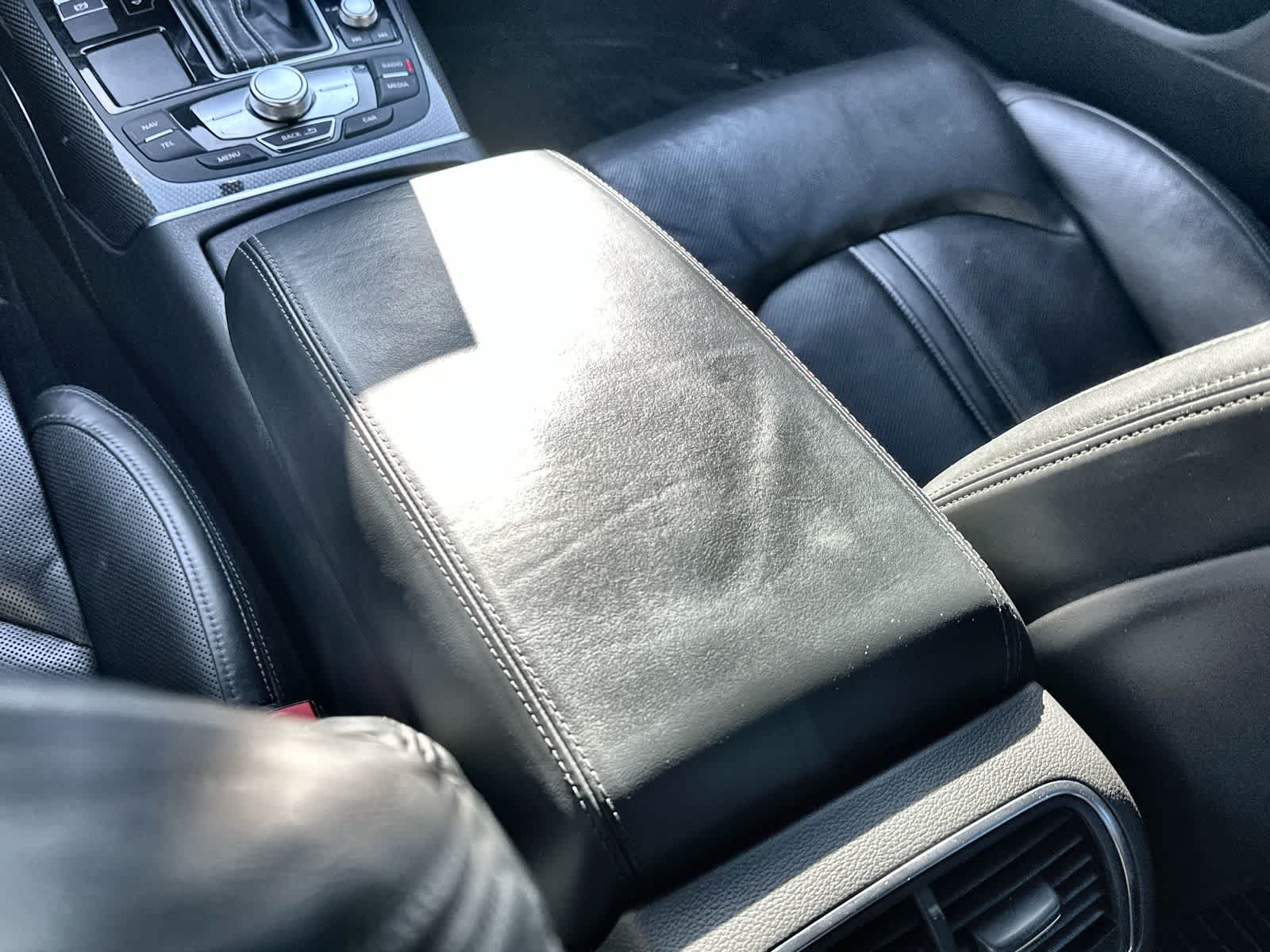 Thumbnail: 2018 Audi S7 - 16