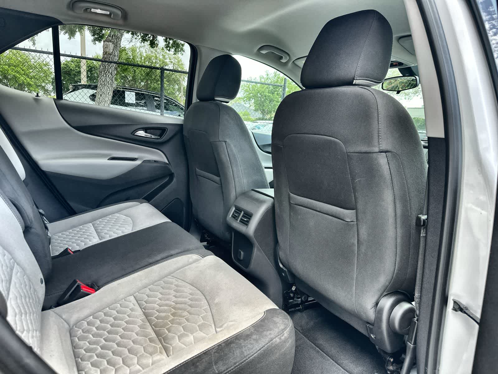 Thumbnail: 2018 Chevrolet Equinox - 18