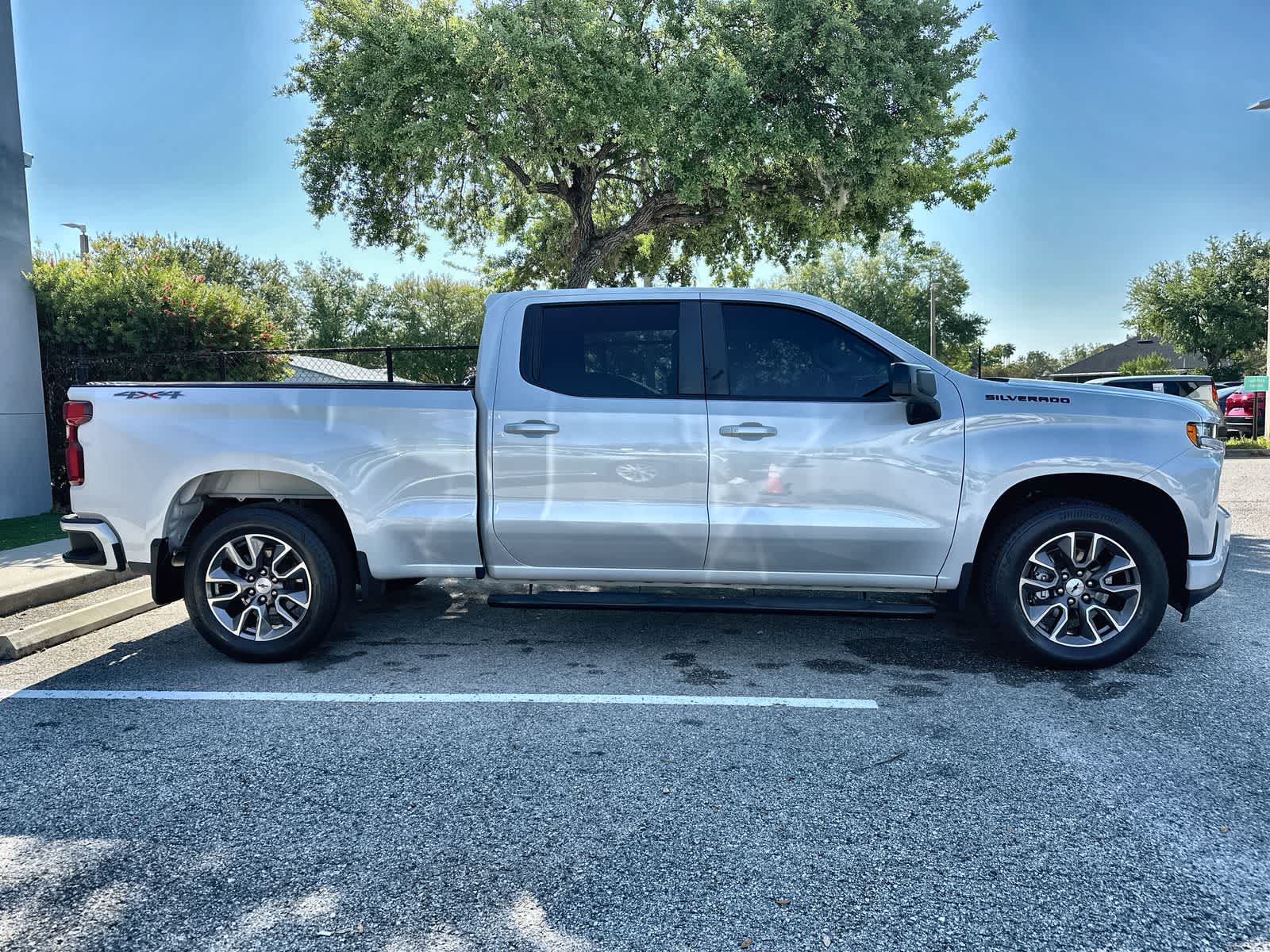 Thumbnail: 2022 Chevrolet Silverado 1500 - 9