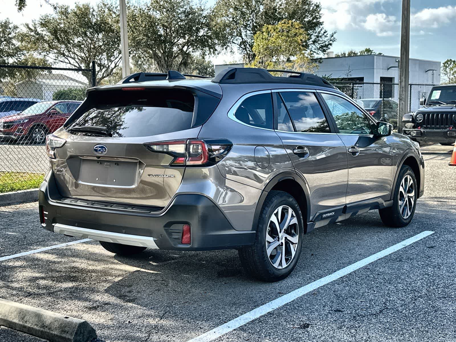 Thumbnail: 2022 Subaru Outback - 8