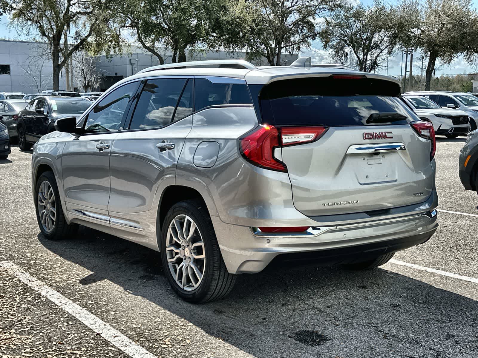 Thumbnail: 2022 GMC Terrain - 6