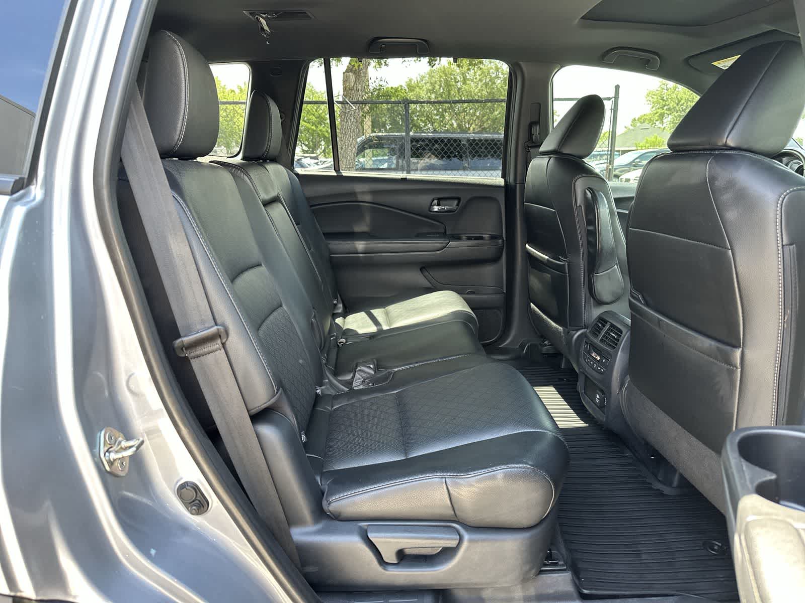 Thumbnail: 2019 Honda Passport - 19