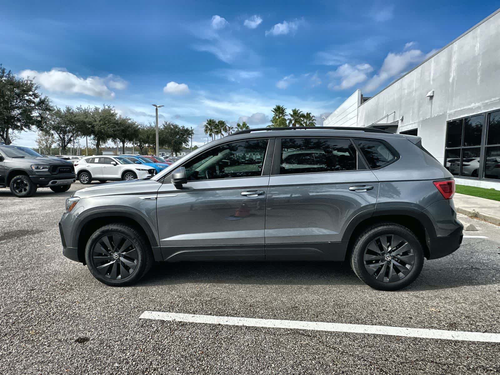 Thumbnail: 2024 Volkswagen Taos - 3