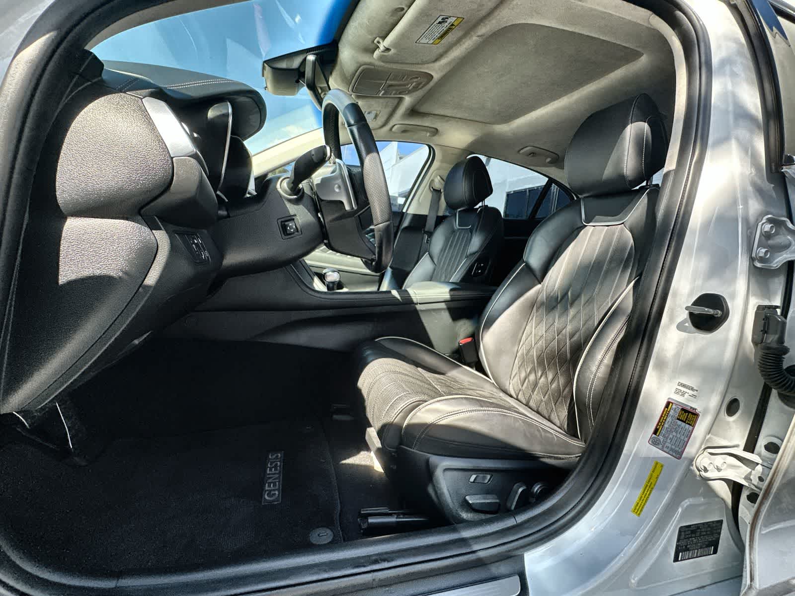 Thumbnail: 2021 Genesis G70 - 11