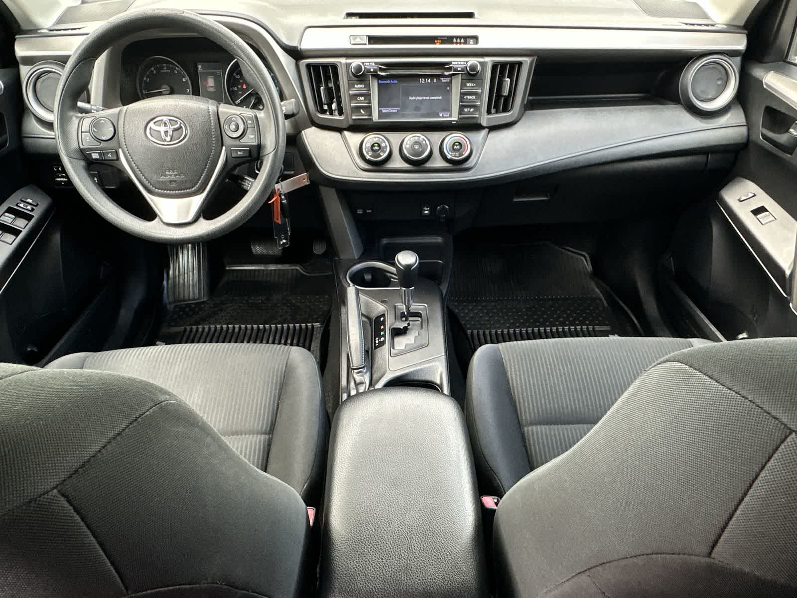 Thumbnail: 2017 Toyota RAV4 - 10