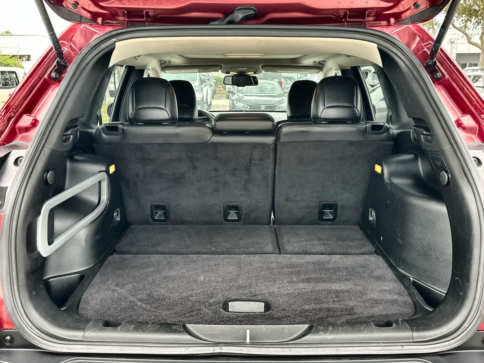 Thumbnail: 2017 Jeep Cherokee - 17