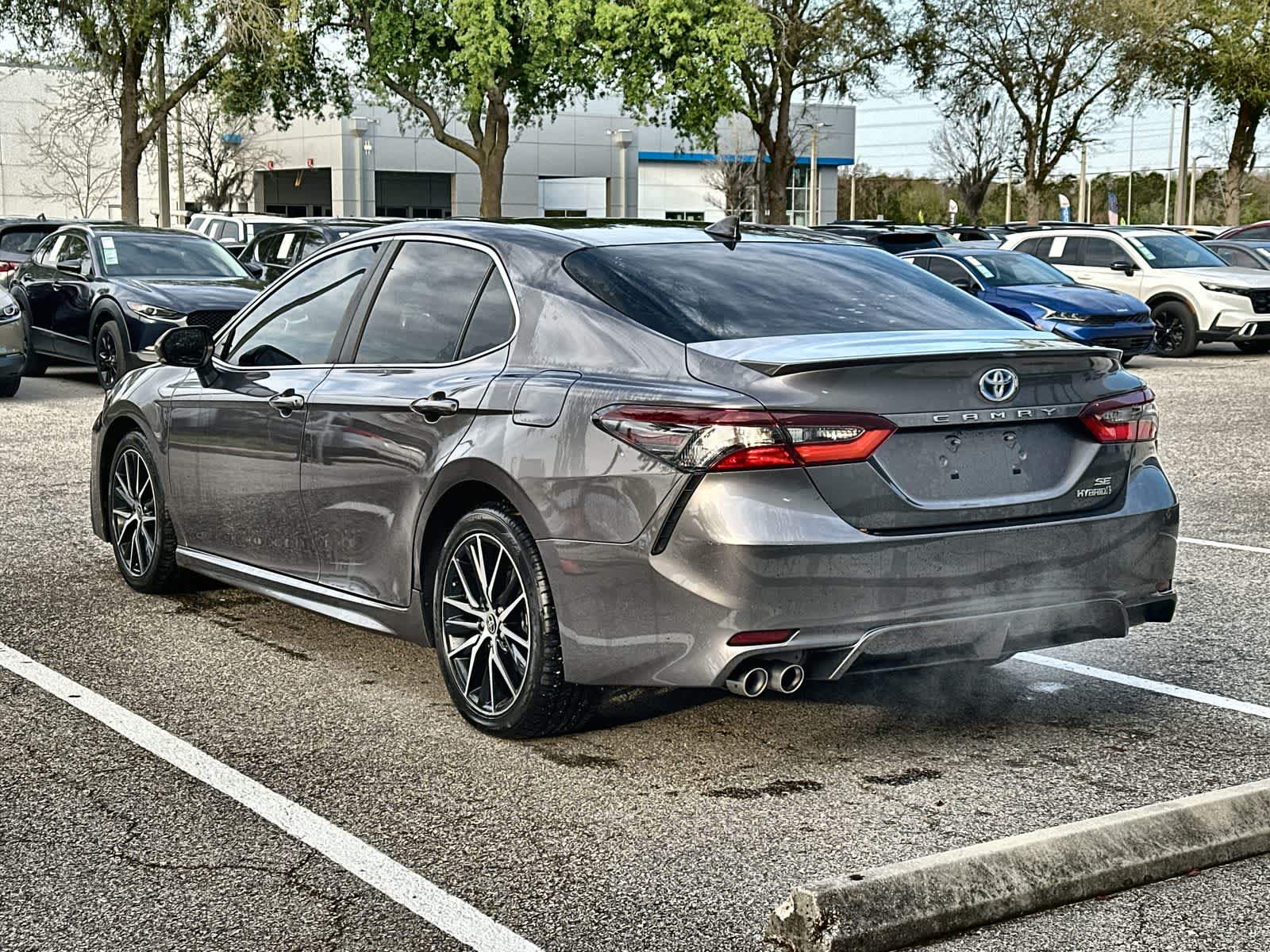 Thumbnail: 2022 Toyota Camry - 6