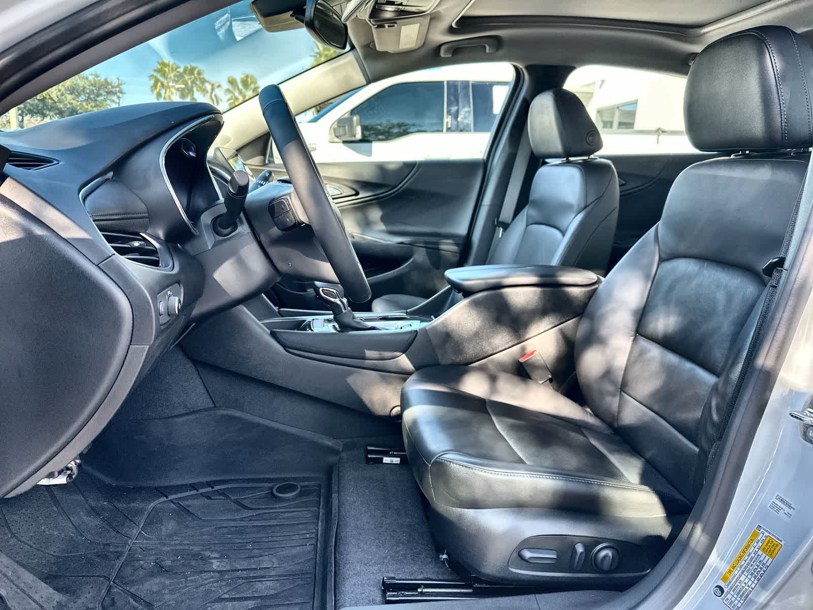 Thumbnail: 2023 Chevrolet Malibu - 11