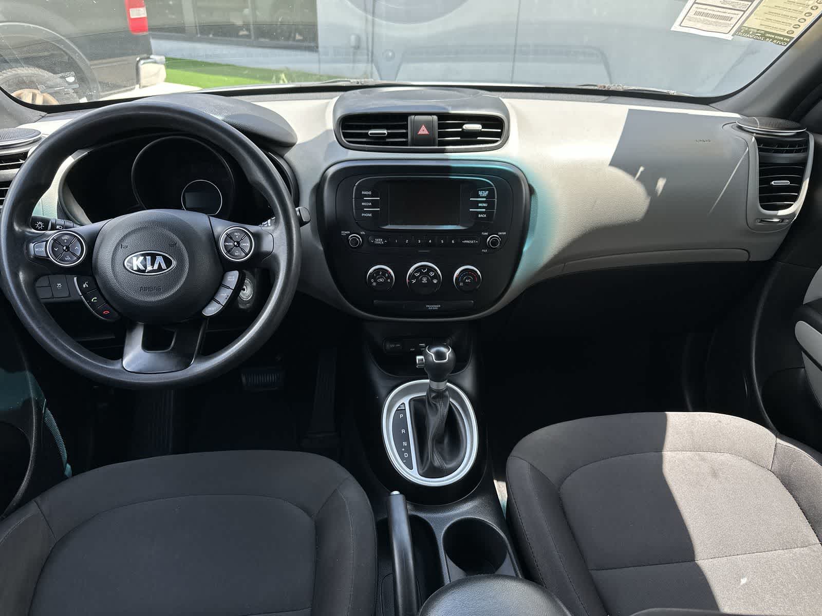 2017 Kia Soul Base 10