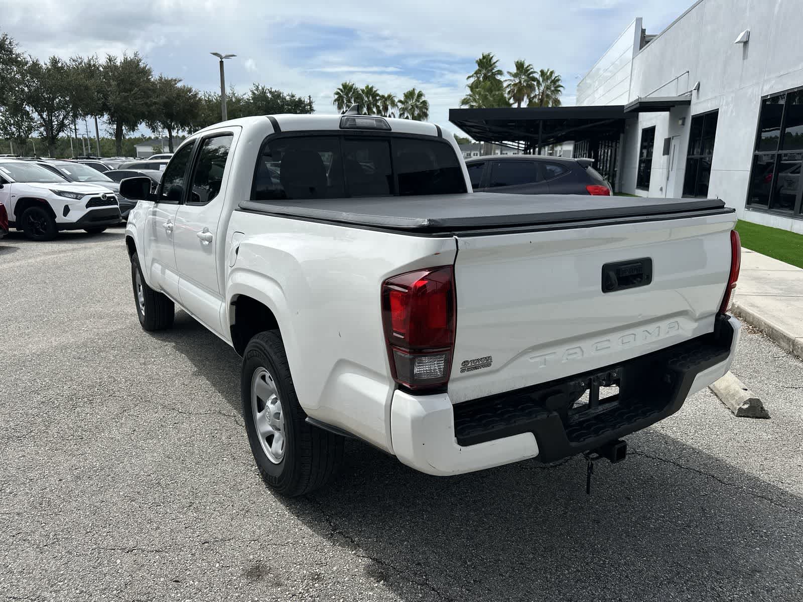 Thumbnail: 2019 Toyota Tacoma - 4