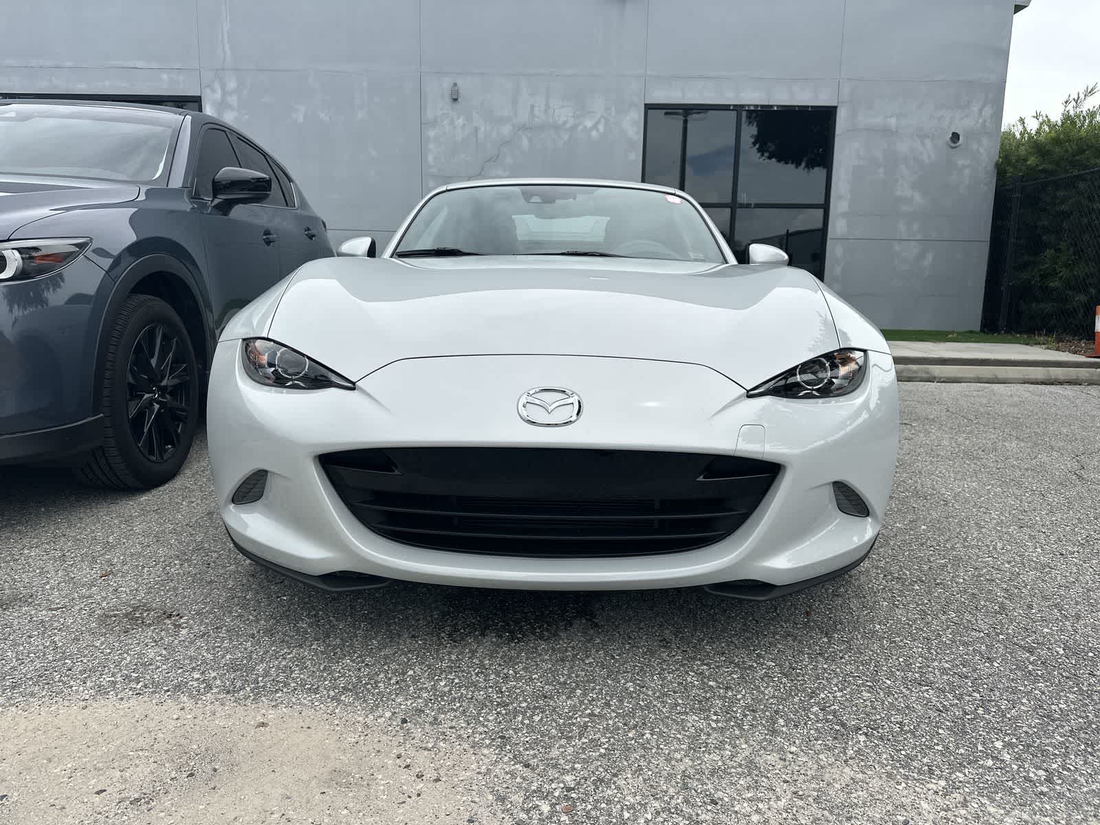 Thumbnail: 2018 Mazda MX-5 Miata - 6