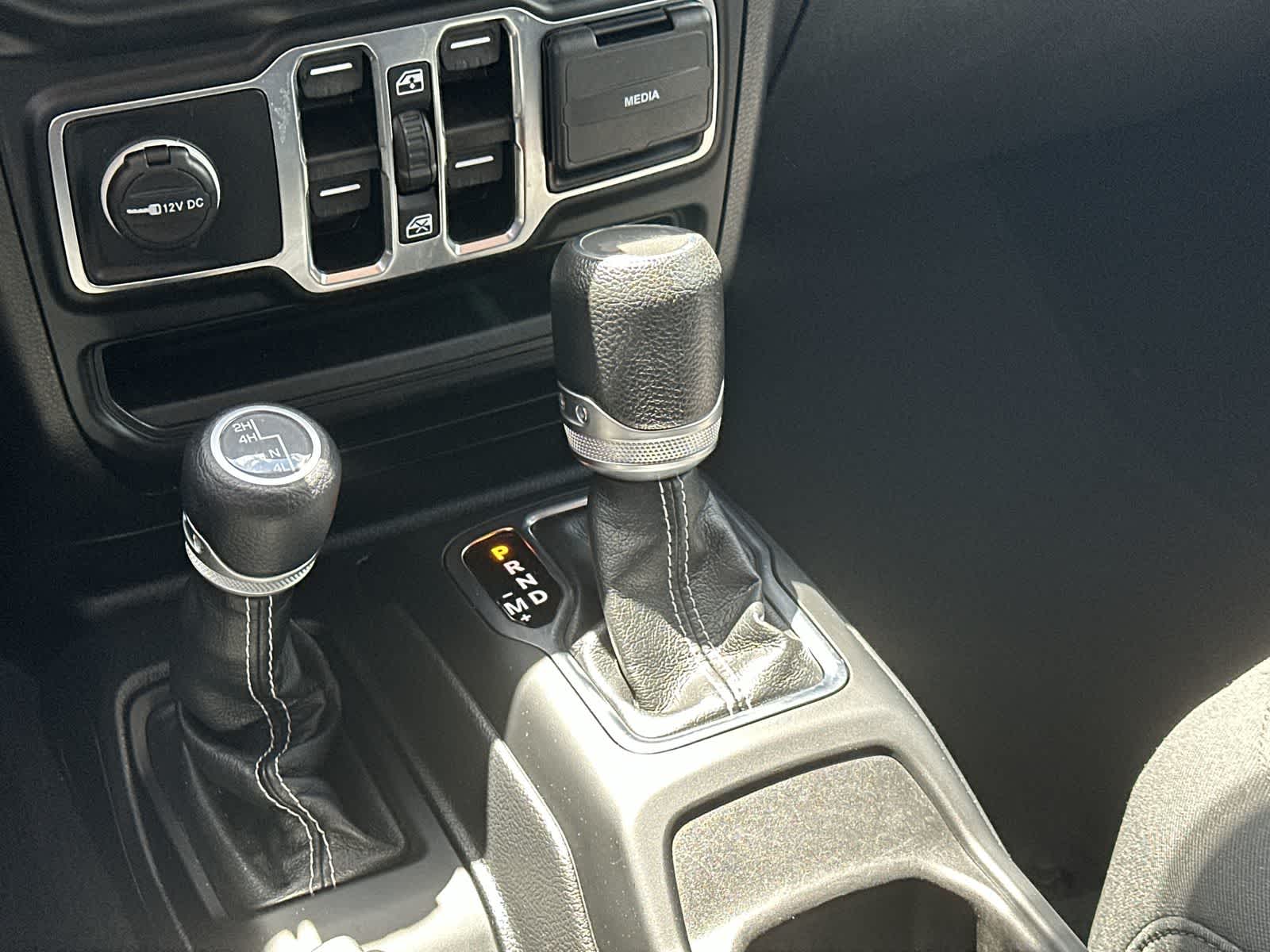 Thumbnail: 2023 Jeep Wrangler - 17