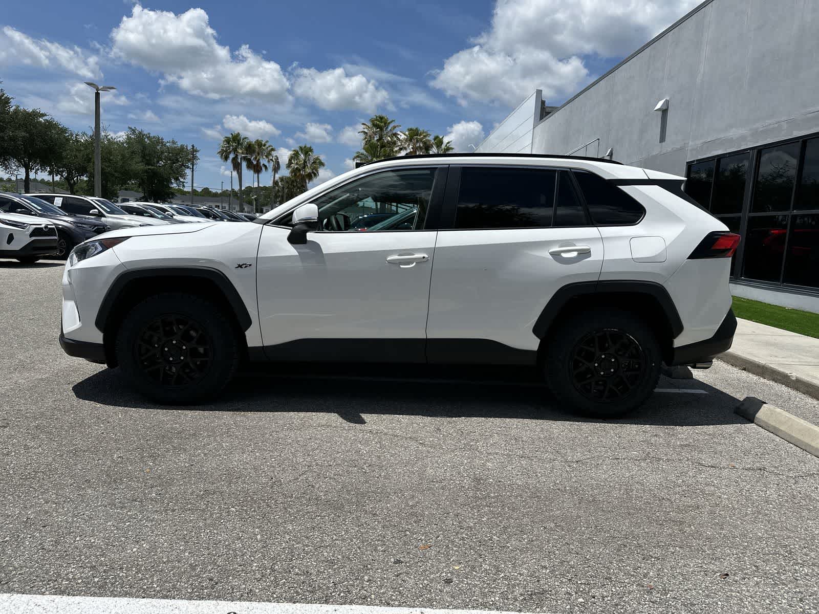 Thumbnail: 2019 Toyota RAV4 - 5