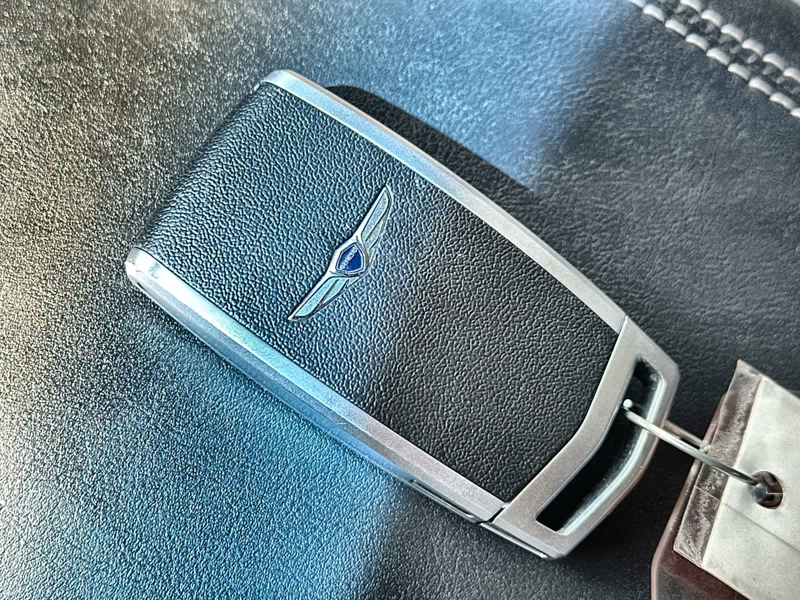 Thumbnail: 2021 Genesis G70 - 20