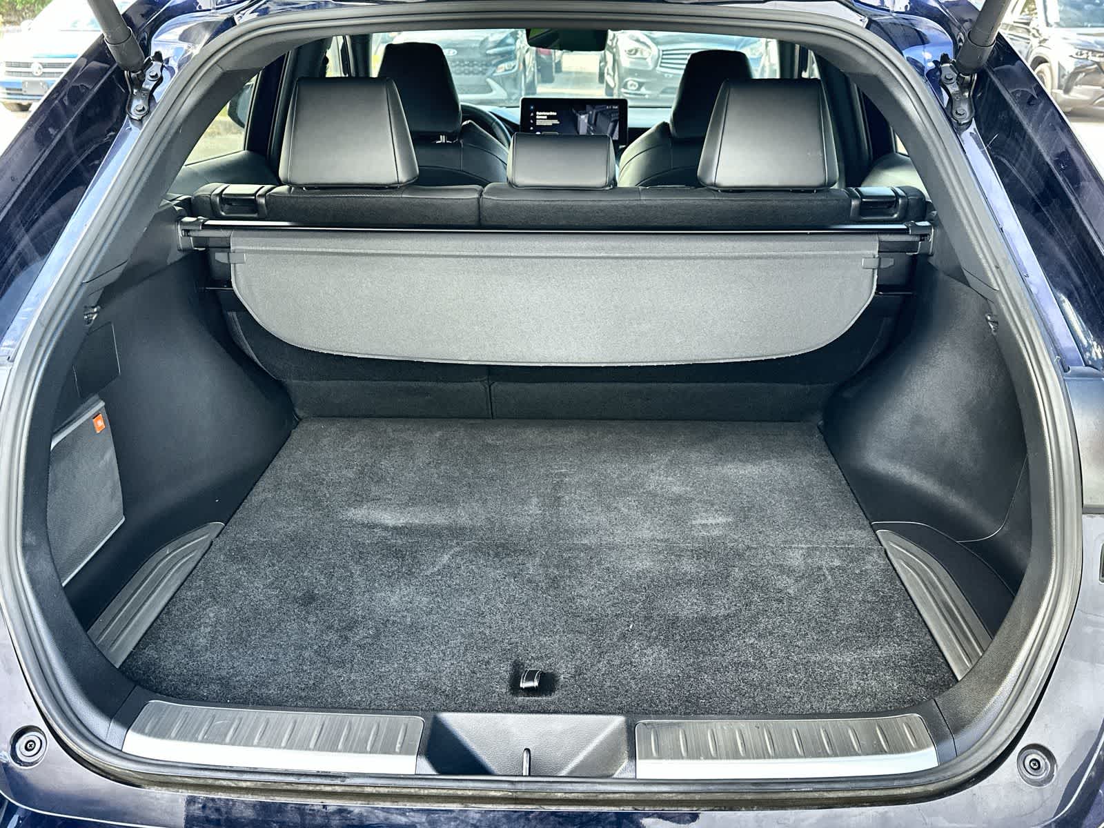 Thumbnail: 2024 Toyota Venza - 7