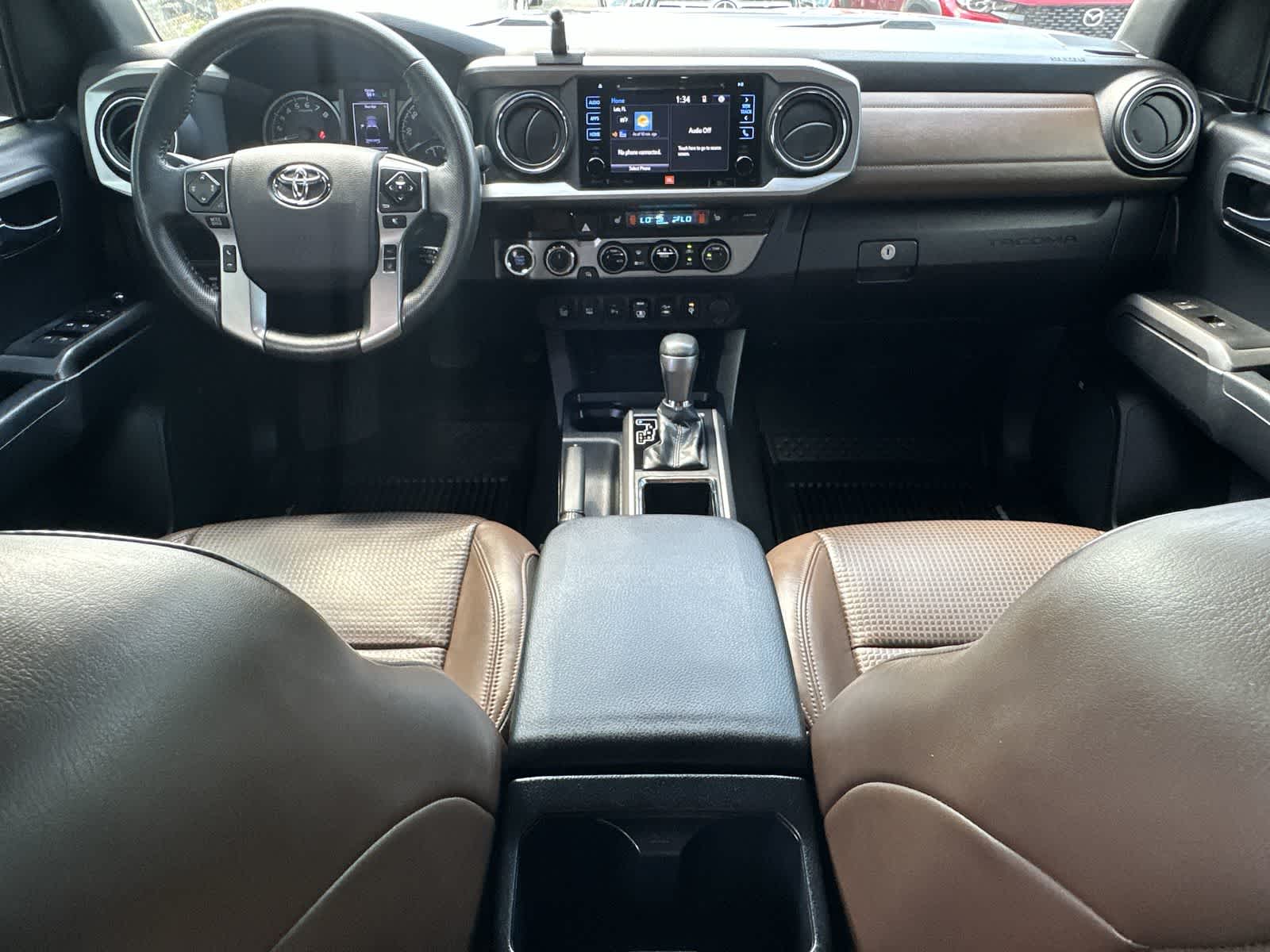 Thumbnail: 2018 Toyota Tacoma - 10