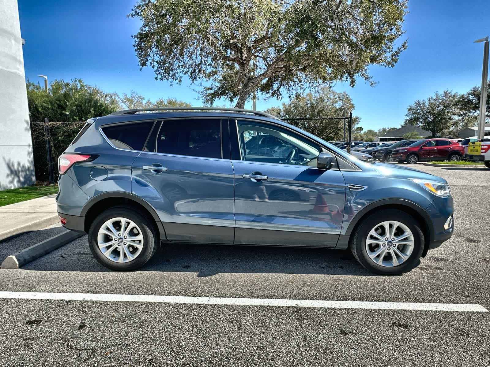 Thumbnail: 2018 Ford Escape - 10