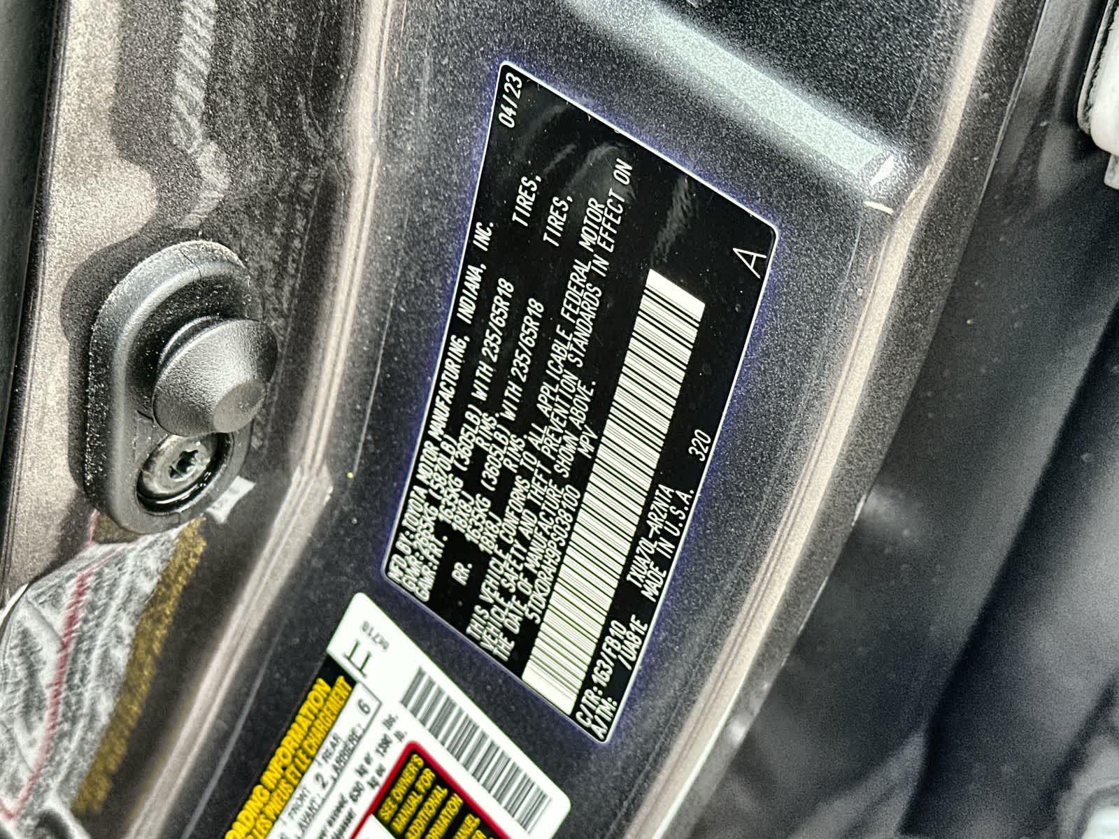 Thumbnail: 2023 Toyota Highlander - 21