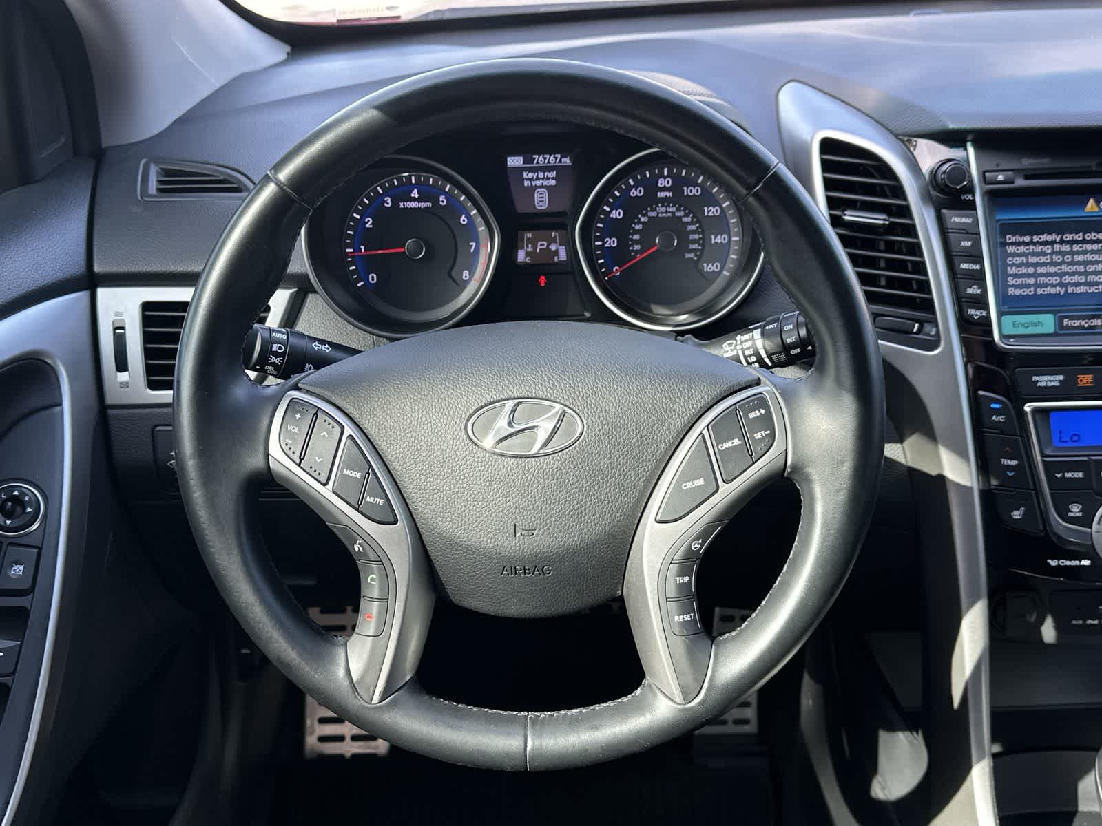 Thumbnail: 2015 Hyundai Elantra - 15