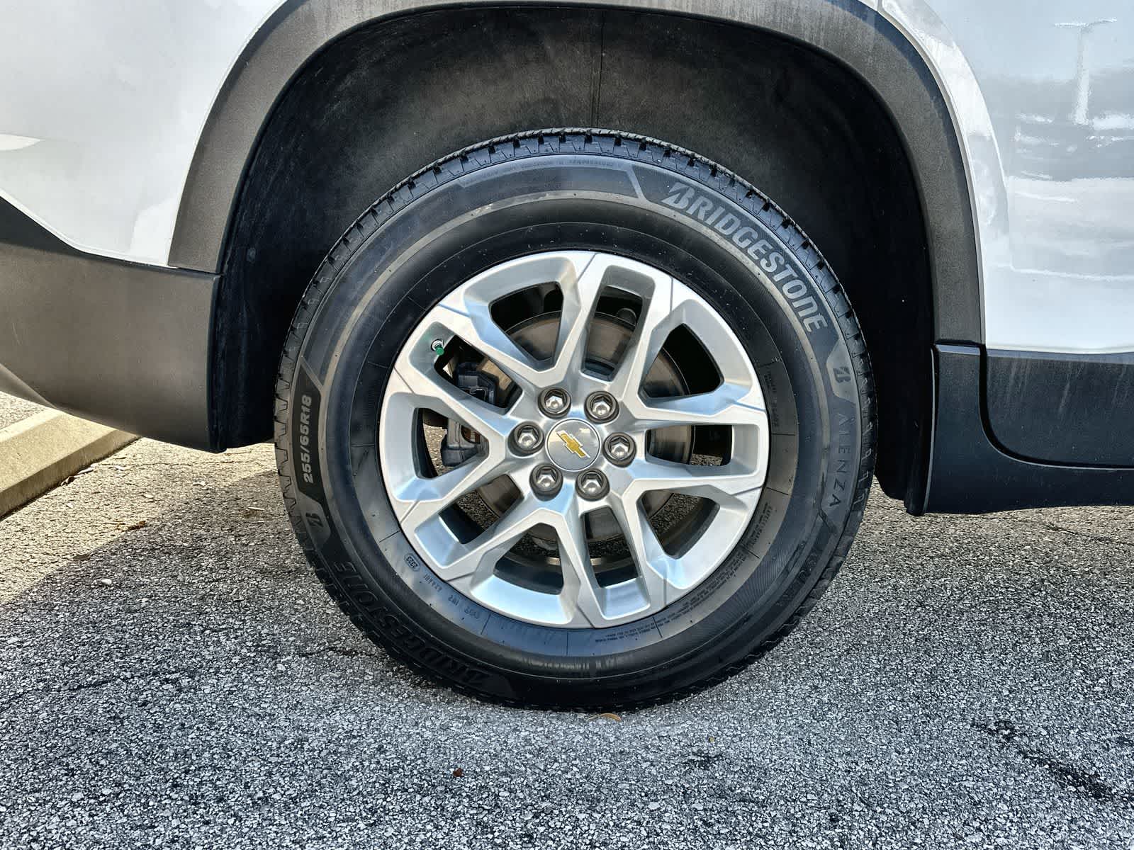 Thumbnail: 2019 Chevrolet Traverse - 14