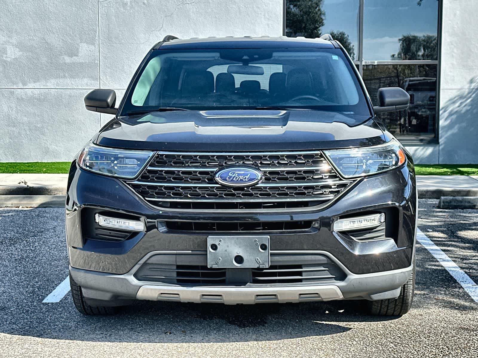 Thumbnail: 2021 Ford Explorer - 6