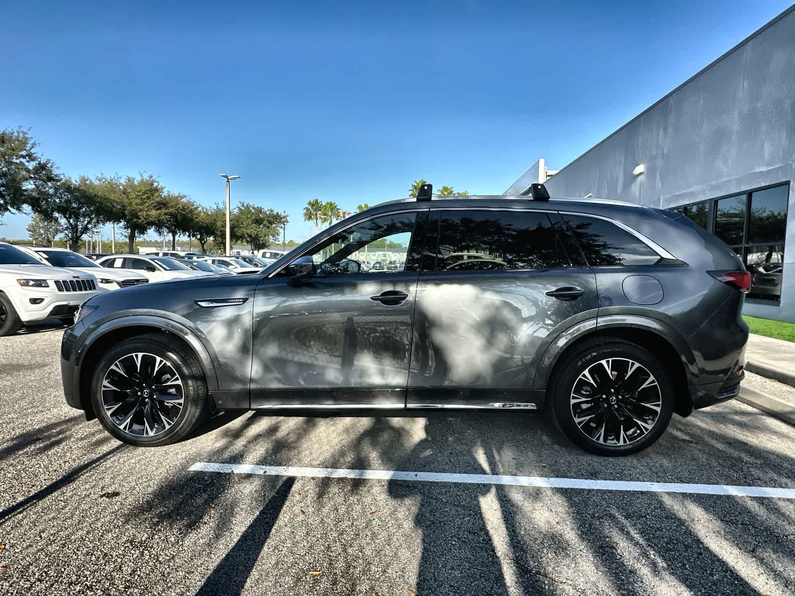 Thumbnail: 2025 Mazda CX-90 - 3