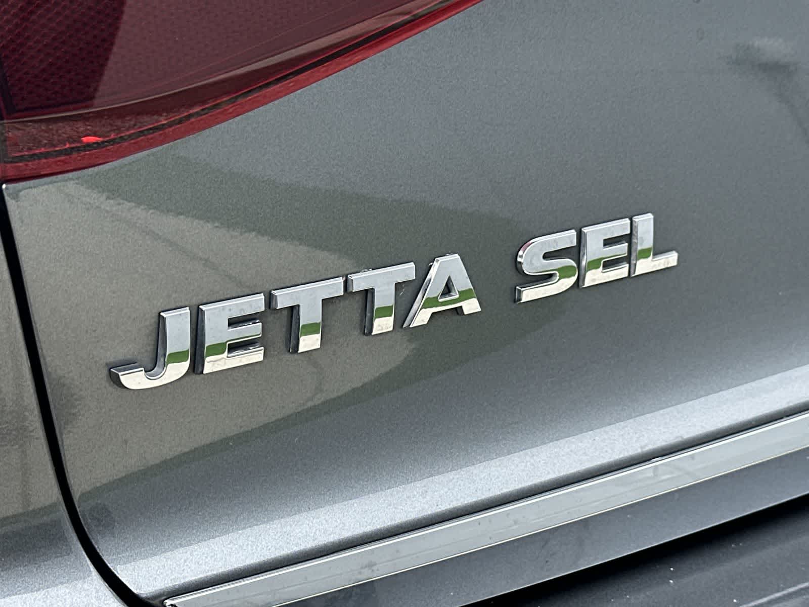 Thumbnail: 2017 Volkswagen Jetta - 7