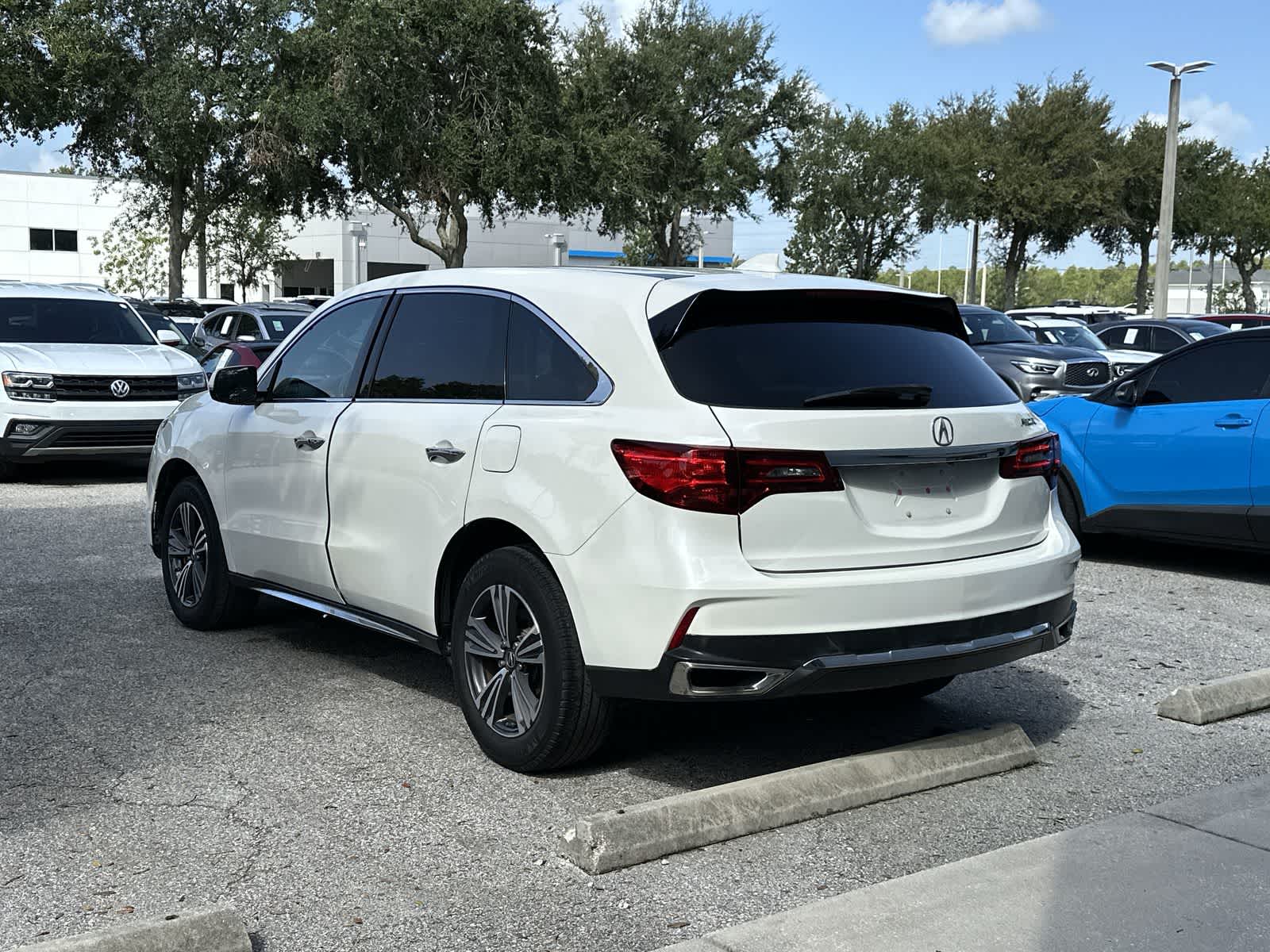 Thumbnail: 2017 Acura MDX - 4