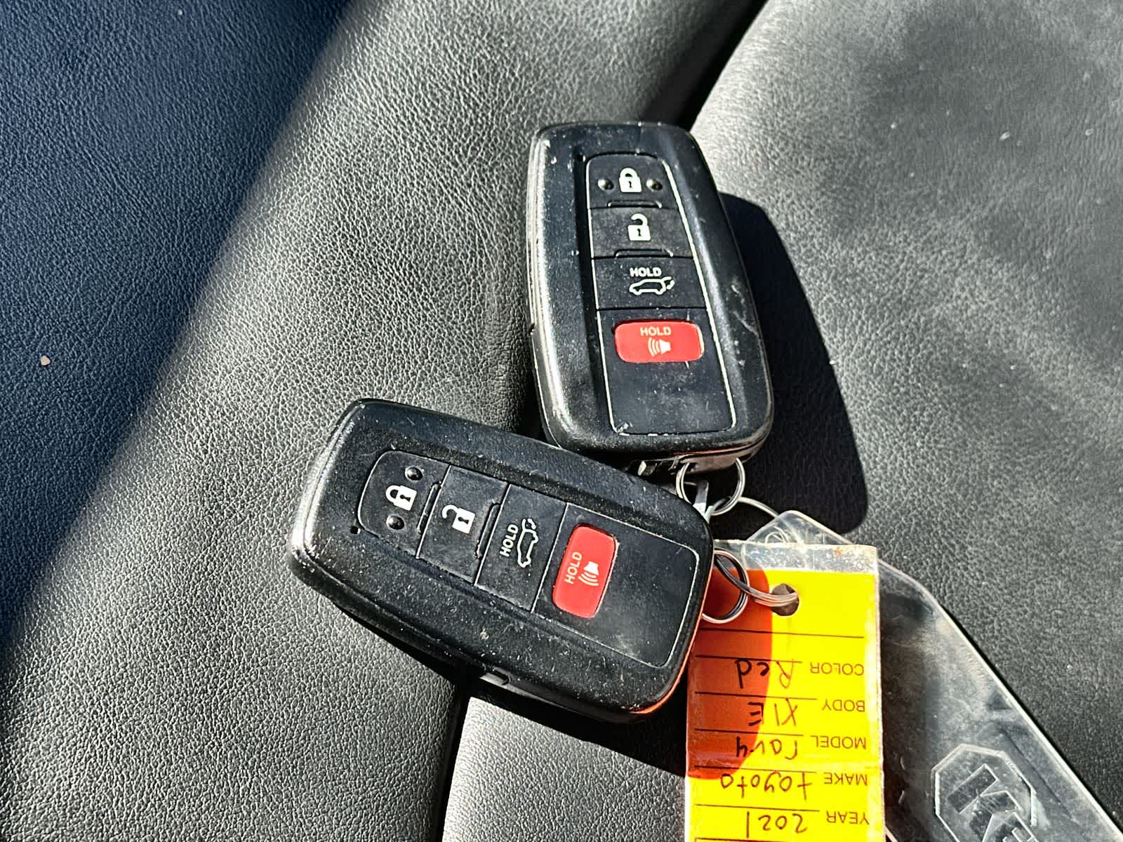 Thumbnail: 2021 Toyota RAV4 - 26