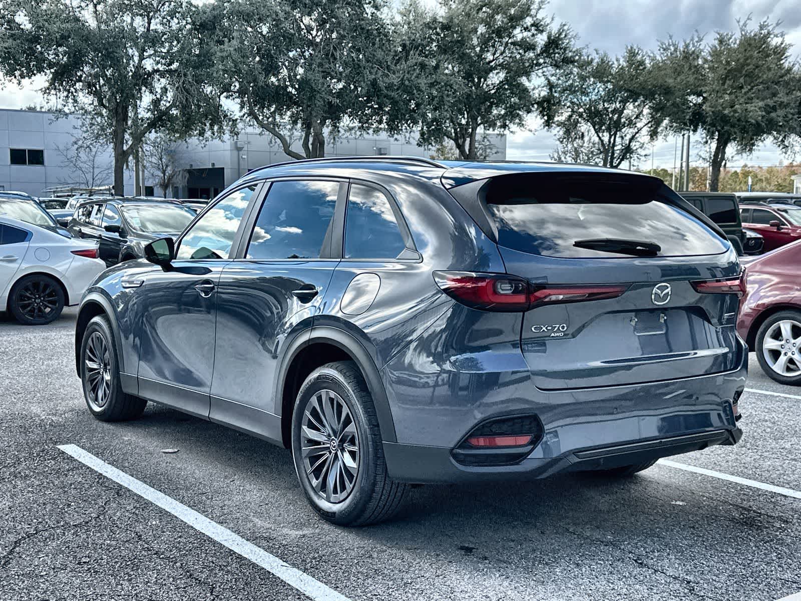 Thumbnail: 2025 Mazda CX-70 - 4