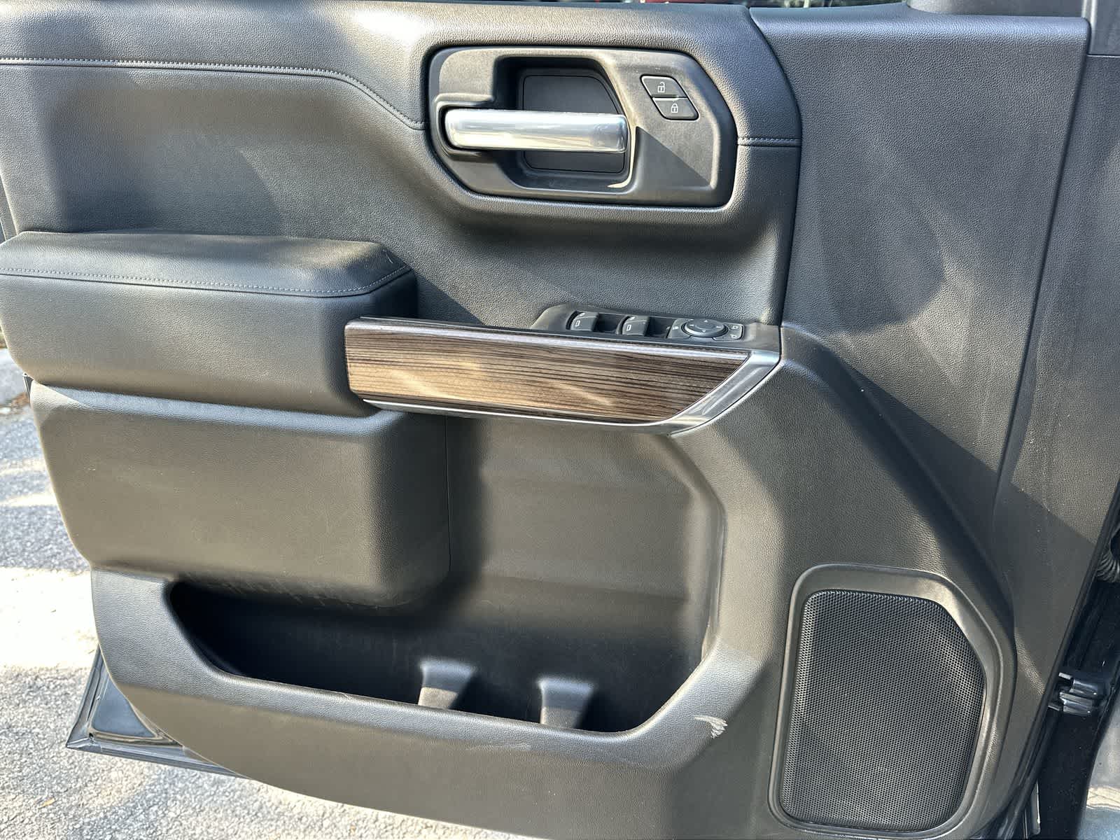 Thumbnail: 2019 Chevrolet Silverado 1500 - 28