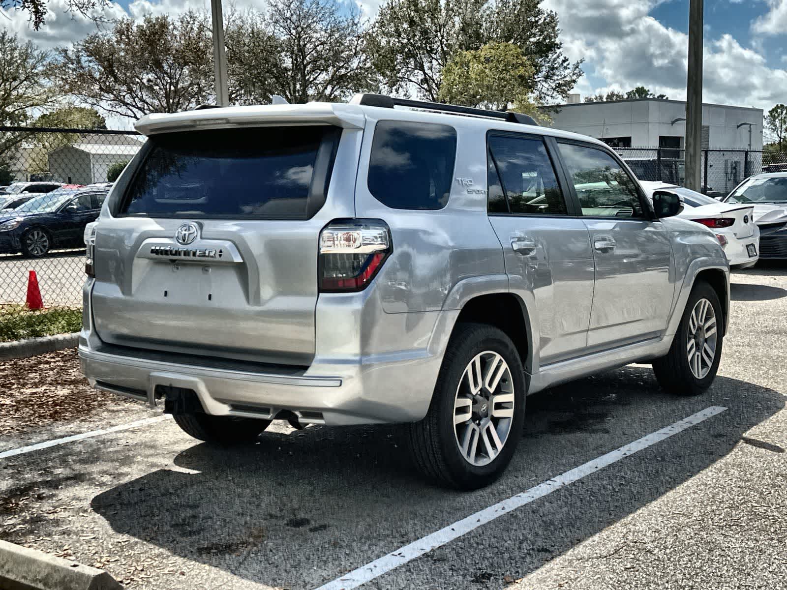 Thumbnail: 2022 Toyota 4Runner - 7