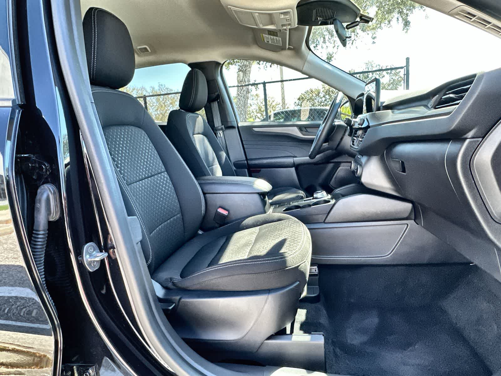 Thumbnail: 2024 Ford Escape - 9