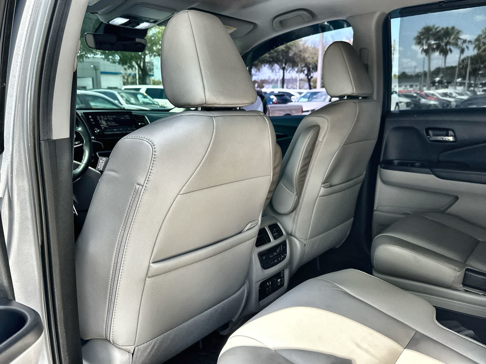 Thumbnail: 2020 Honda Pilot - 18