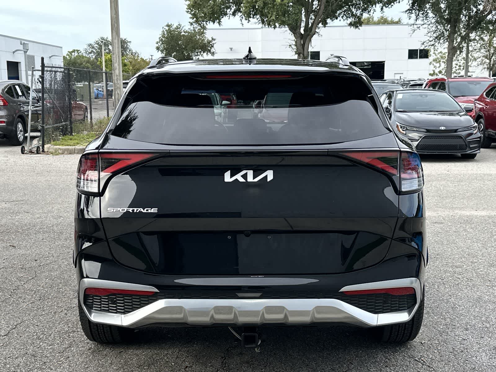 Thumbnail: 2023 Kia Sportage - 4