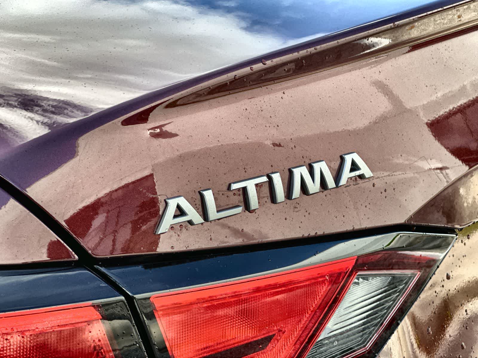 Thumbnail: 2023 Nissan Altima - 7