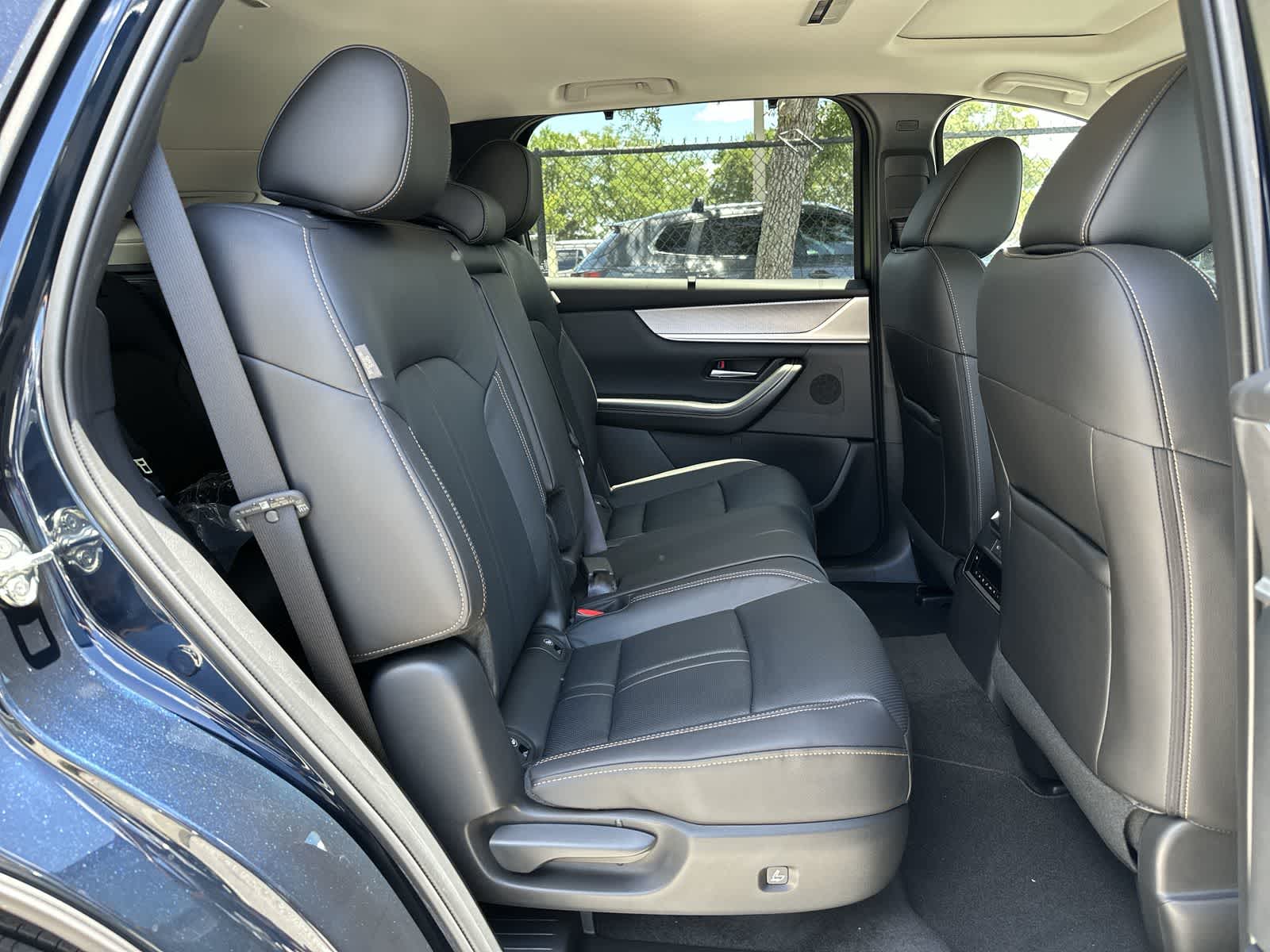 Thumbnail: 2026 Mazda CX-90 - 19