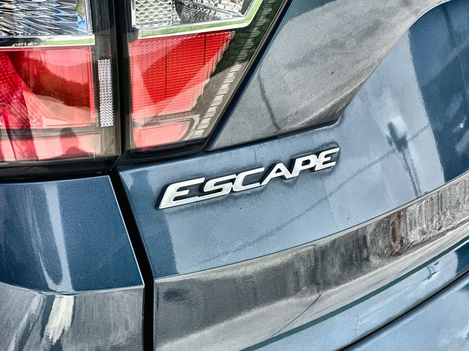 Thumbnail: 2018 Ford Escape - 15