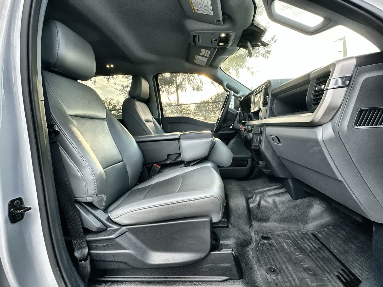 Thumbnail: 2024 Ford Econoline - 14