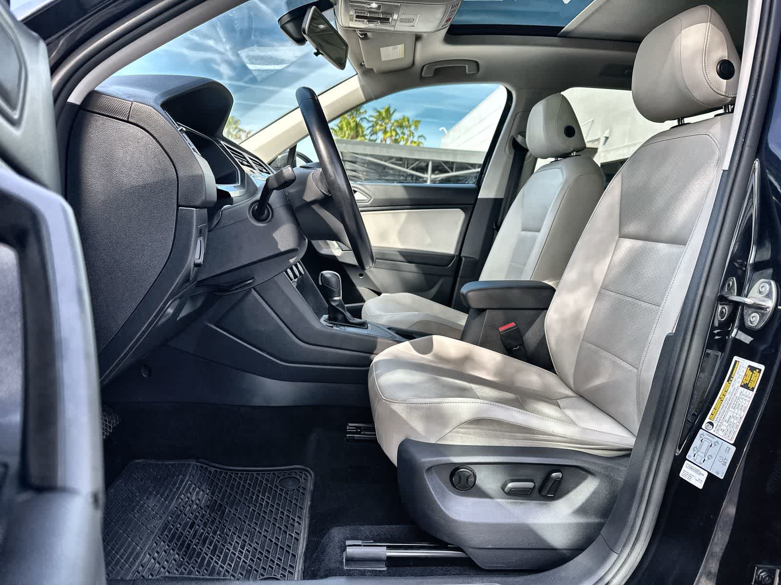 Thumbnail: 2019 Volkswagen Tiguan - 11