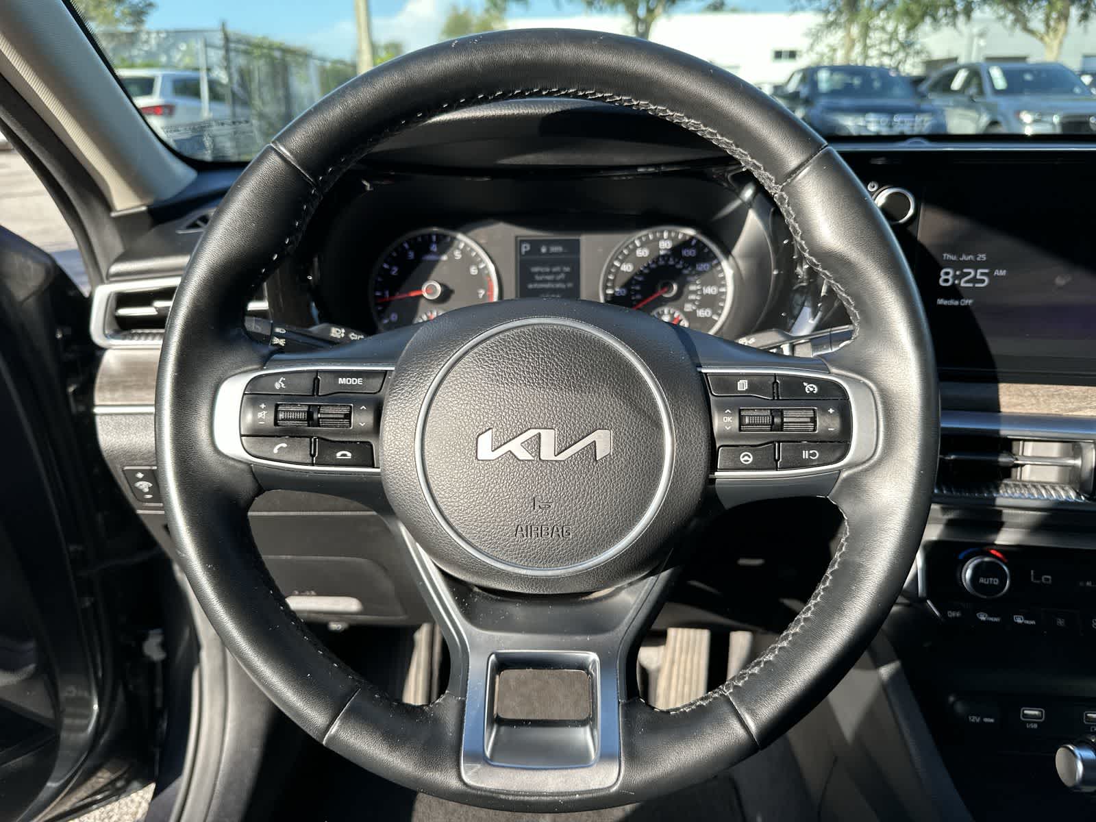 Thumbnail: 2023 Kia K5 - 20