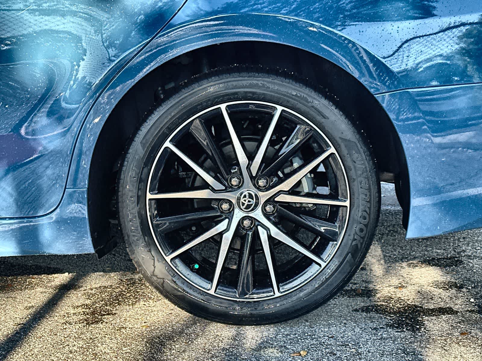 Thumbnail: 2023 Toyota Camry - 8