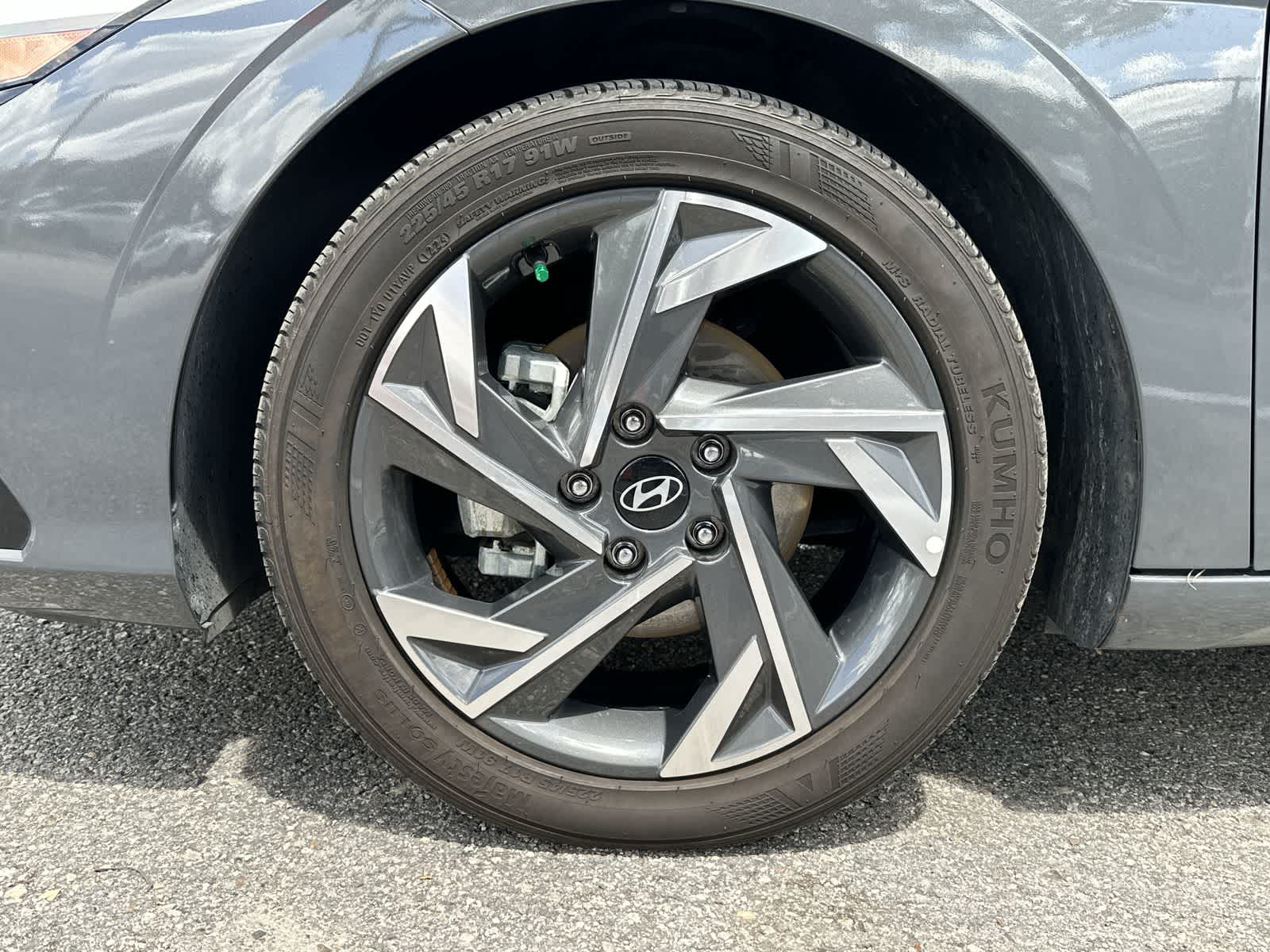 Thumbnail: 2024 Hyundai Elantra - 13