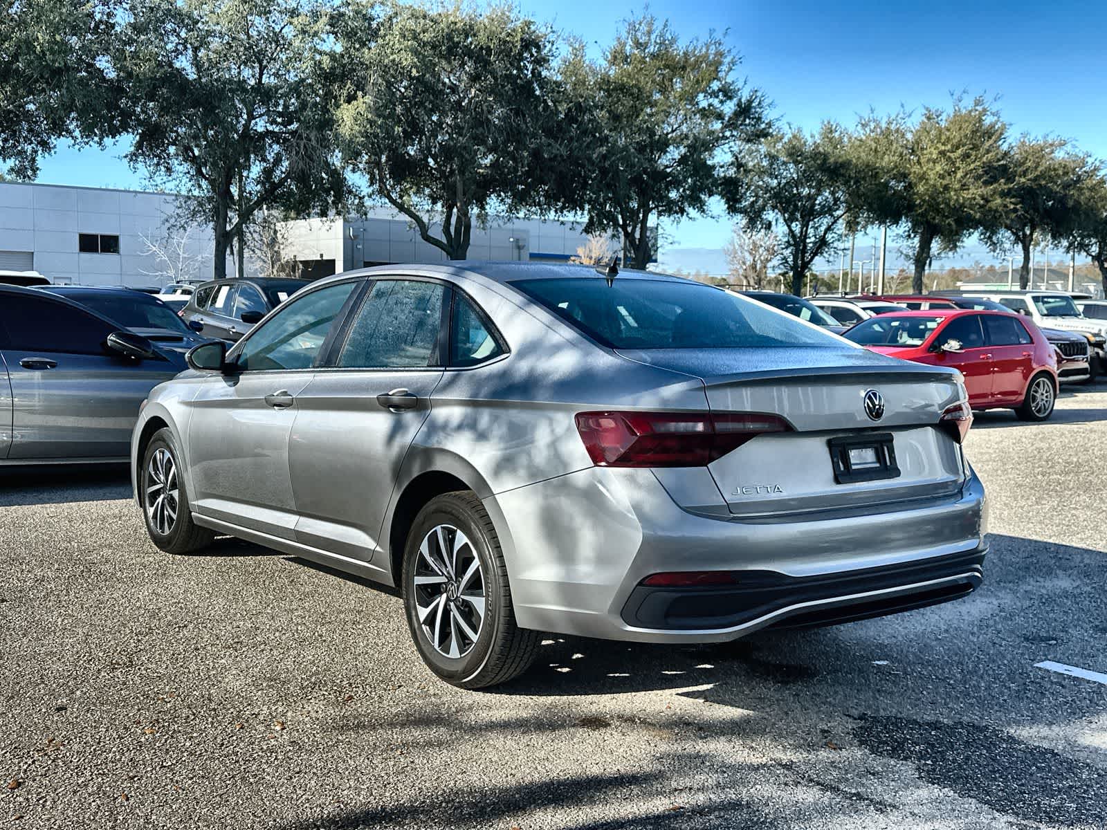 Thumbnail: 2024 Volkswagen Jetta - 4